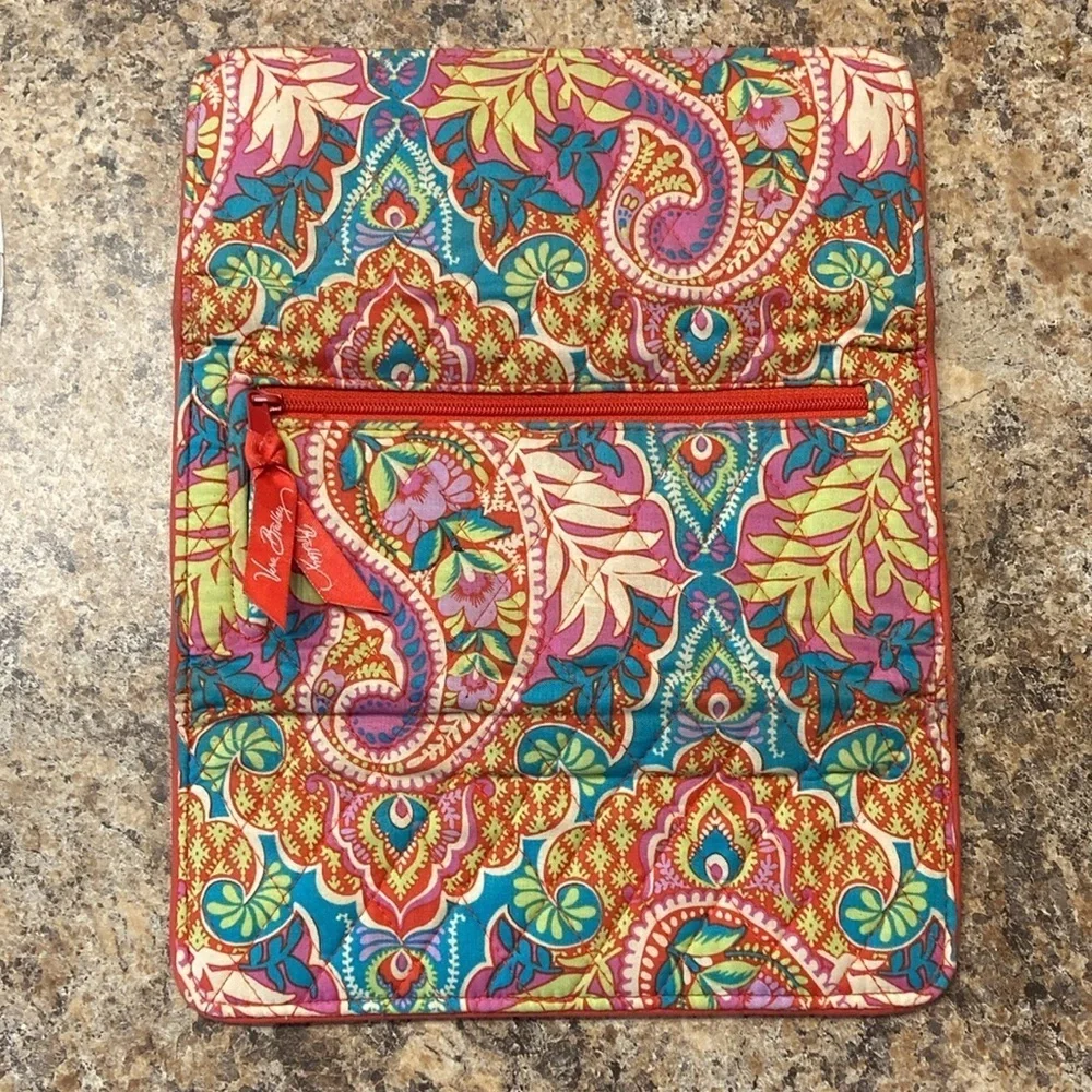 Vera Bradley Magnetic Wallet
